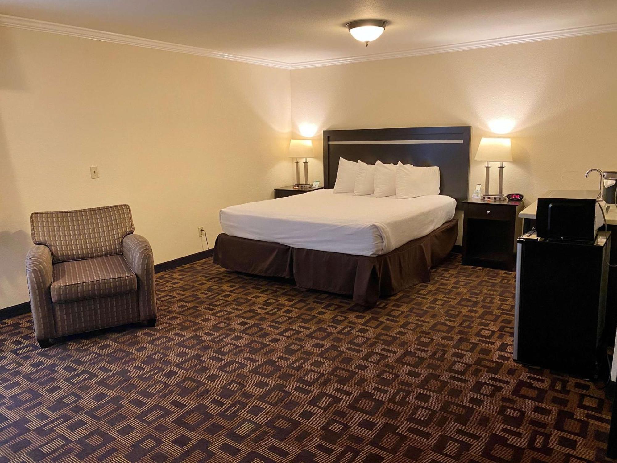 Best Western Plus Inn Of Hayward Exterior foto